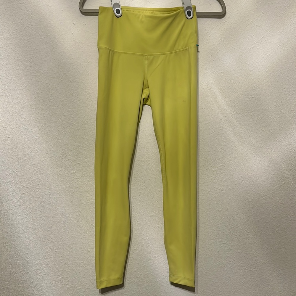 90° by reflex leggings Size XS like new